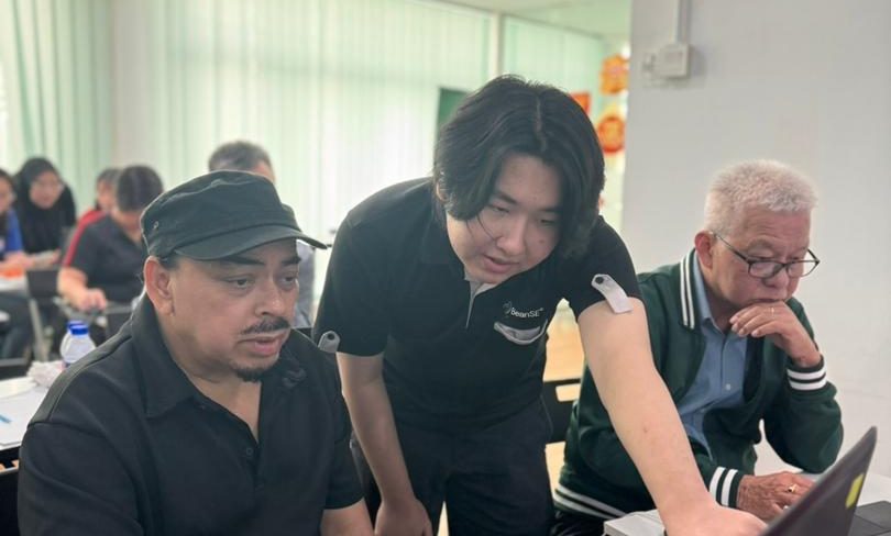 photo_6309838984472890993_y