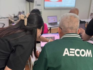 photo_6309838984472890997_y